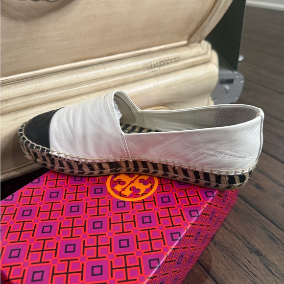 Tory Burch Nappa Leather Espadrille Flats - Ivory/Black - Size 10.5 - Picture 4 of 14